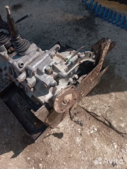 Коробка раздаточная Kia Sportage внедорожник 2.0