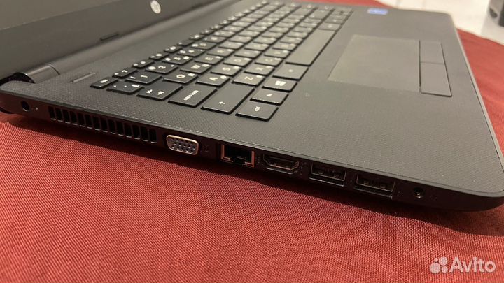 Ноутбук HP - 14-bs000ur