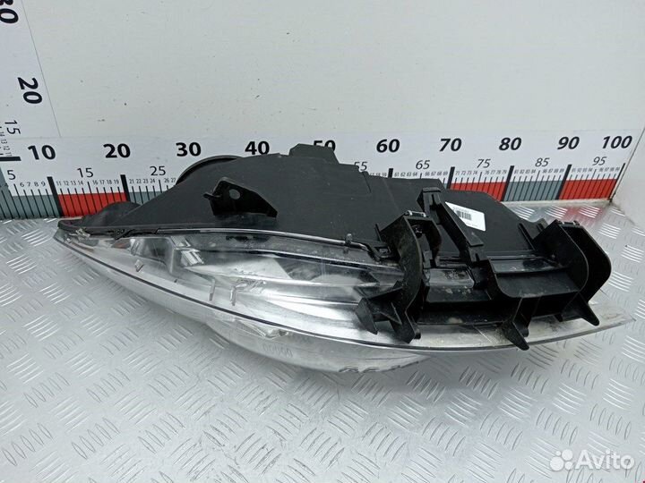 Фара передняя для Peugeot-Citroen 307 20B224