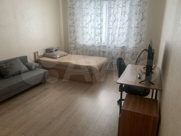 1-к. квартира, 43 м², 1/3 эт.