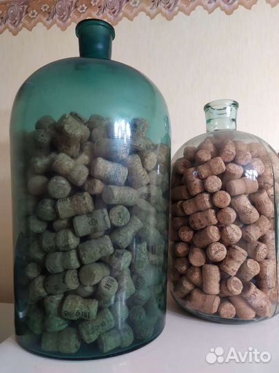Бутыли декоративные