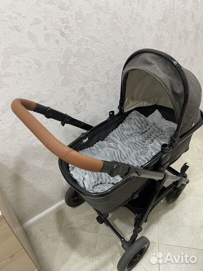 Коляска для новорожденных