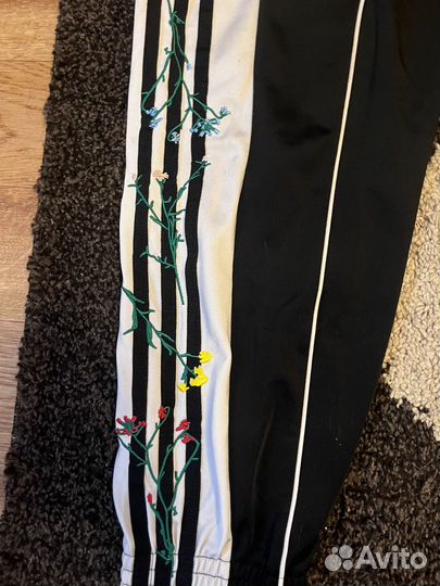 Спортивные штаны адидас оригинал 46 р