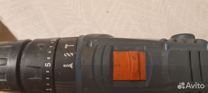 Шуруповерт перфоратор bosch gsb 180li