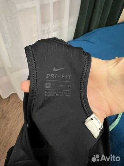 Топ спортивный Nike xs