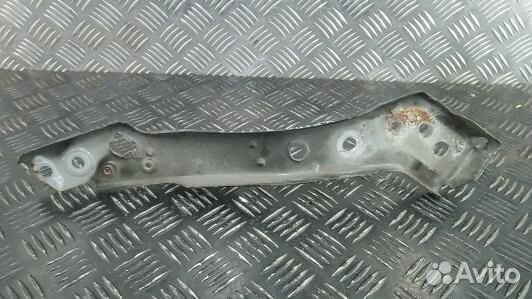 Крепление бампера переднее renault megane 3, Номер право (DNK17HF04)