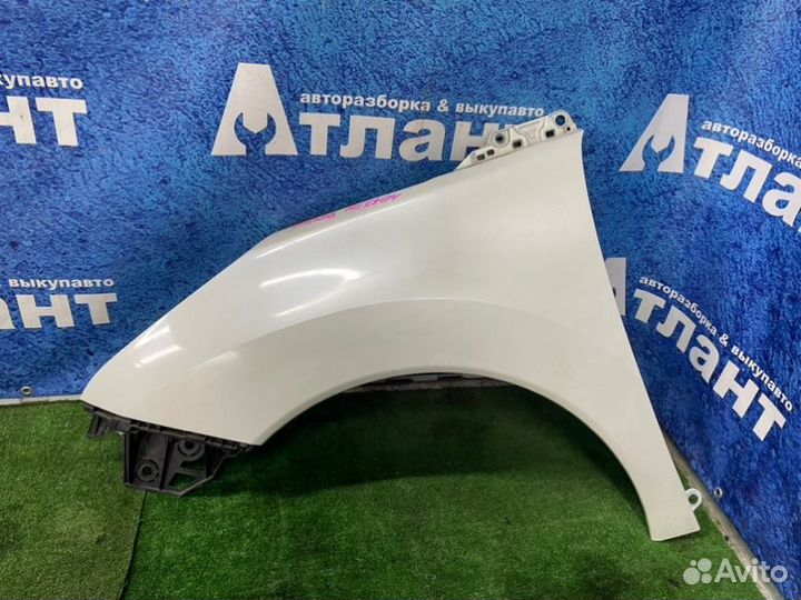 Крыло переднее левое Peugeot 3008 2012