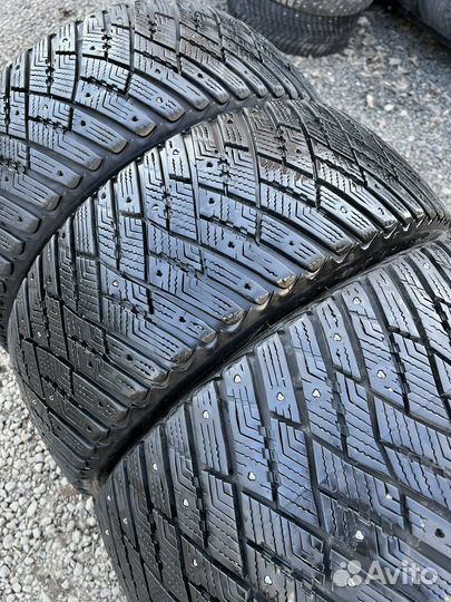 Goodyear Ultragrip Ice Arctic 225/45 R18 и 245/40 R18