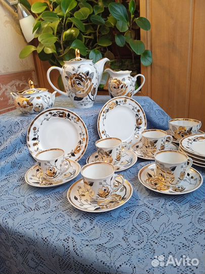 Чайно- кофейный сервиз 