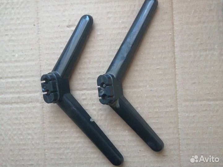 Ножки от телевизора dexp H32D7300K