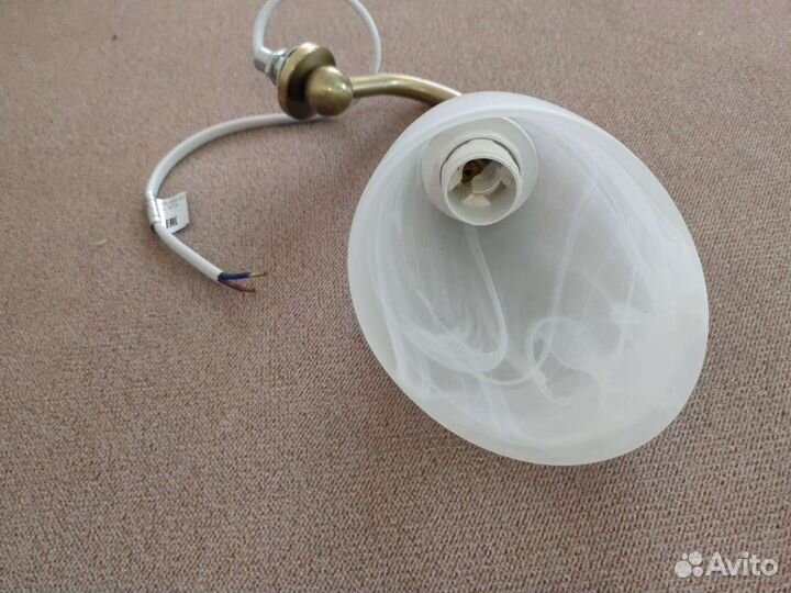 Светильник на зеркало