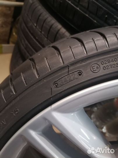 Triangle Sports TH201 235/35 R19