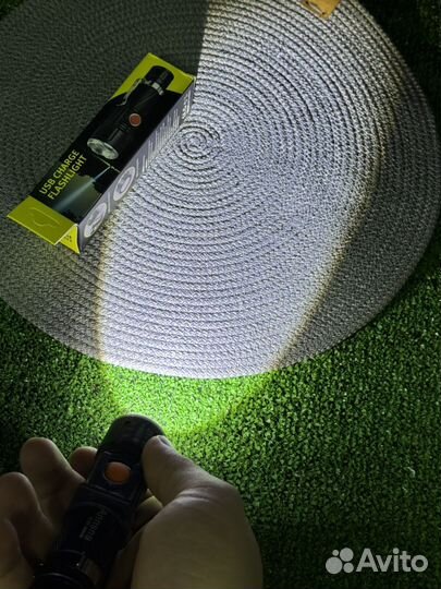 Фонарь светодиодный аккумуляторный