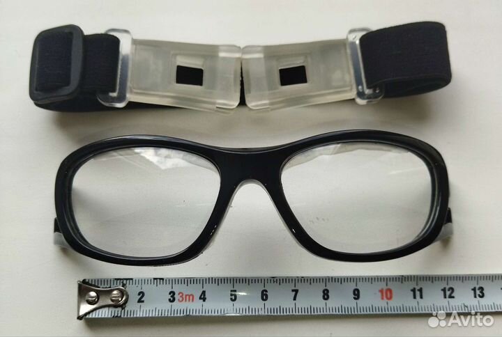 Очки для занятия активными видами спорта