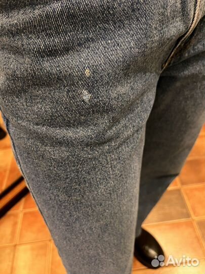 Джинсы levis