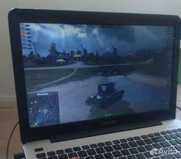 Asus X555D 4ядра 15.6 озу 8гб видео 2гб ssd 256гб