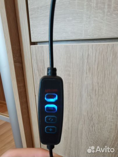 Кольцевая лампа со штативом