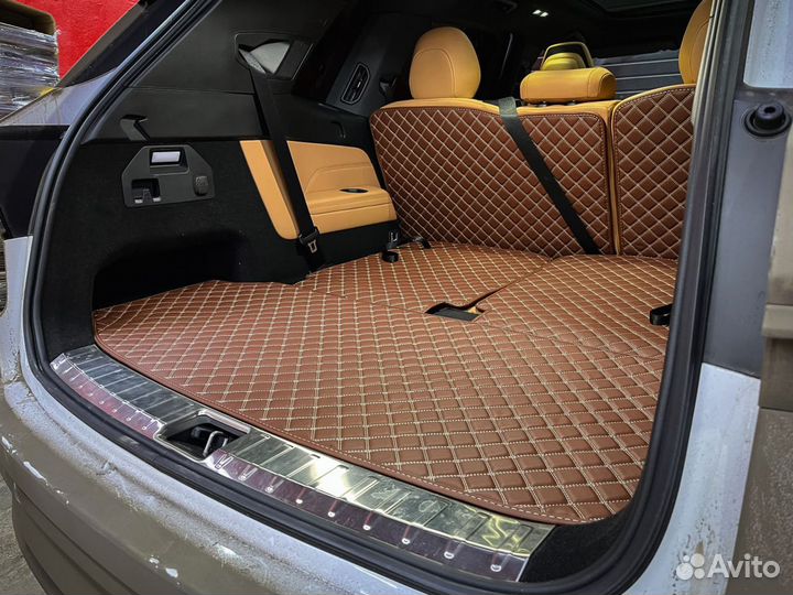 3D коврики в багажник Lynk Co 09 2024