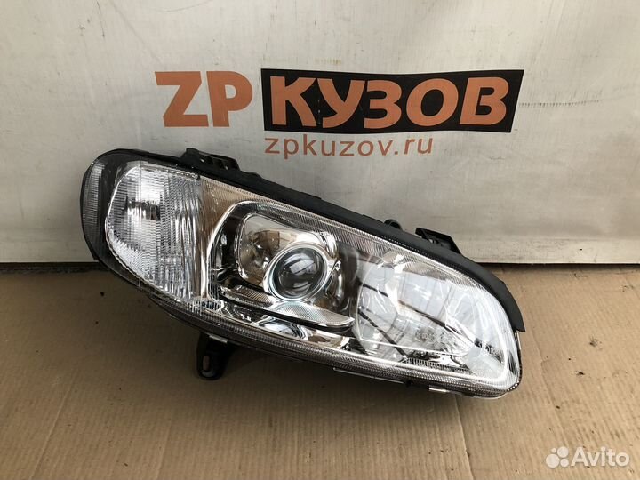 Opel Omega B 97-99 Новая правая фара