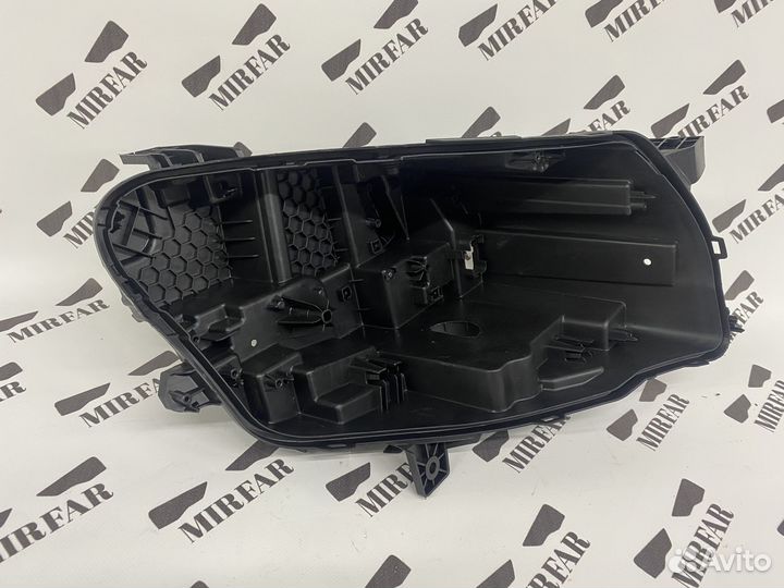 Правый корпус фары Geely Tugella 2019- Full LED