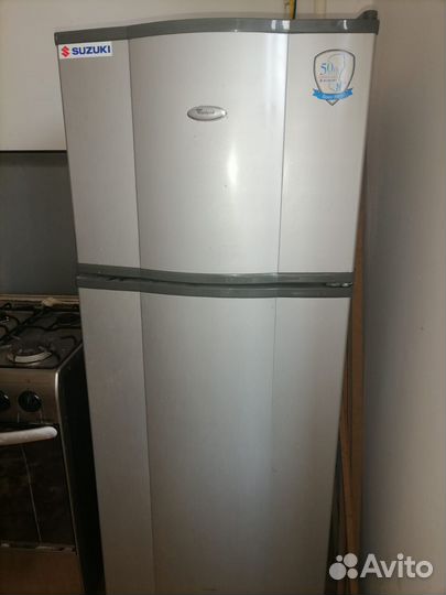 Продам холодильник бу Whirpool