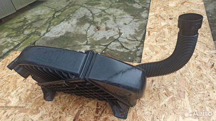 Корпус воздушного фильтра Москвич 2141святогорf3R