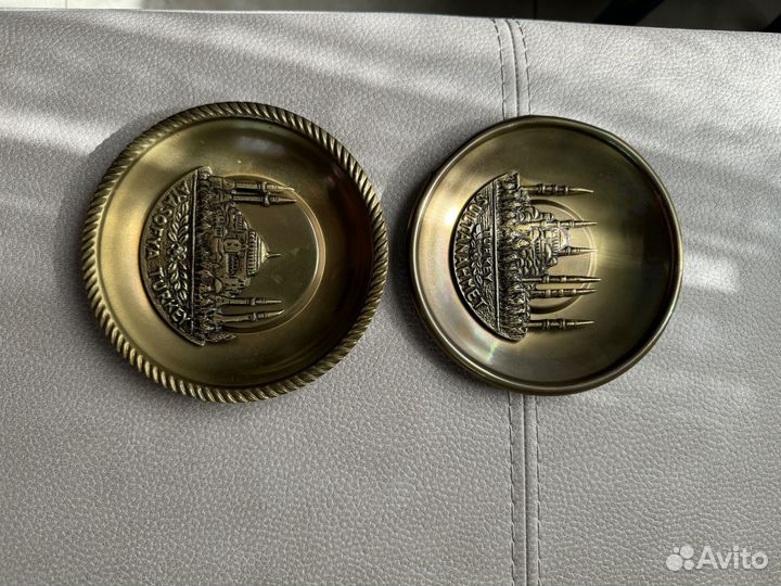 Настенная пара тарелок, металл