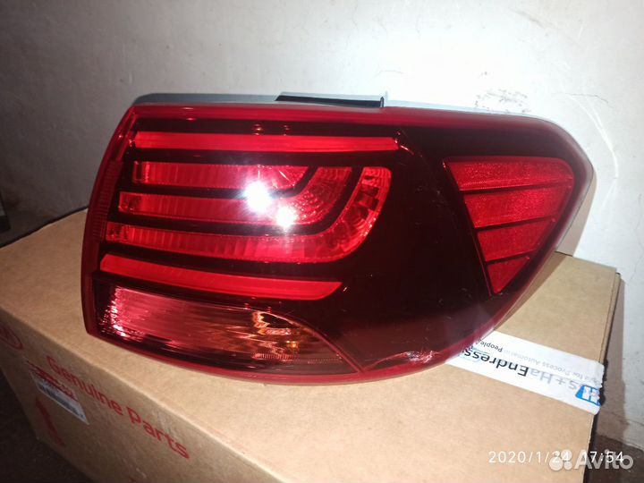 Фонapь зaдний правый Кiа Sоrentо Prime 3