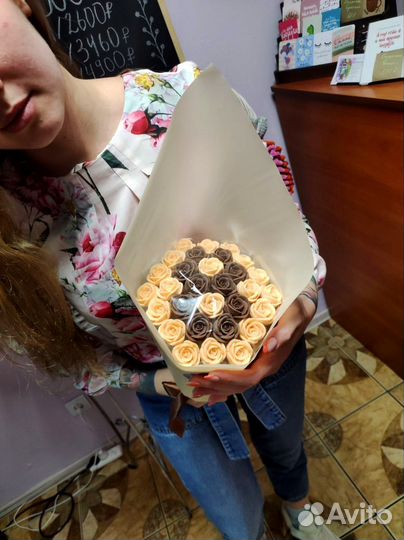 Букет Шоколадных Роз к 8 Марта