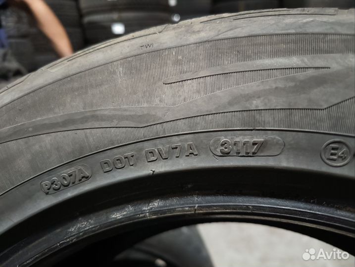 Vredestein ComTrac 235/55 R17