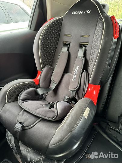 Детское автокресло от 1 до 7 лет