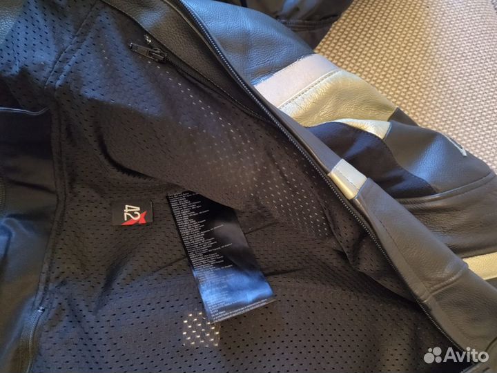 Мотокуртка кожаная dainese