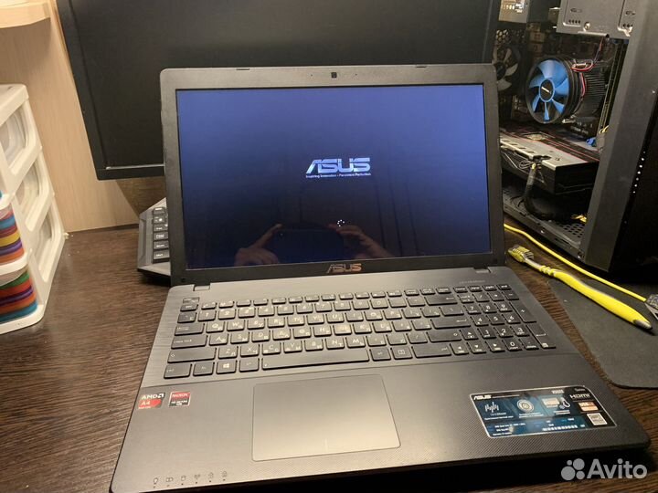 Ноутбук asus