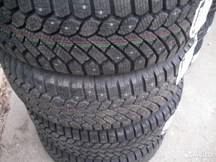 Gislaved Nord Frost 200 215/55 R16 97T