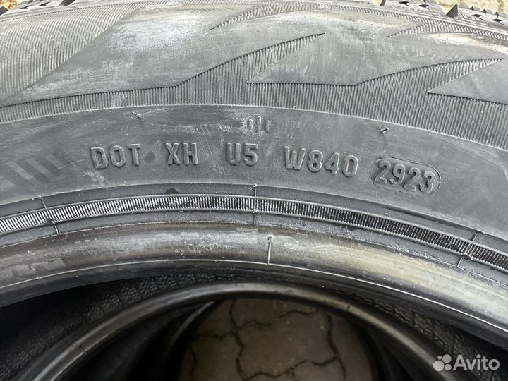 Pirelli Formula Ice 225/55 R18 104R