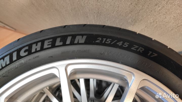 Michelin Pilot Sport Cup 2 215/45 R17 91Y