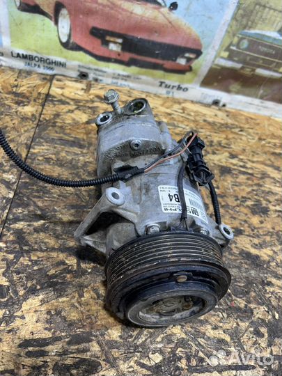 Компрессор кондиционера Опель Астра J