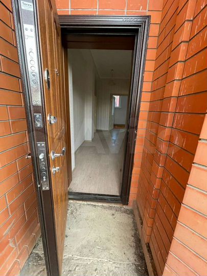 Дом 260 м² на участке 6 сот.