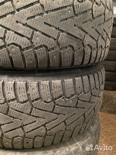 Pirelli Scorpion Ice Zero 2 225/55 R17