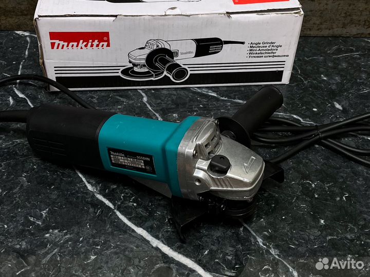 Ушм болгарка Makita 9558