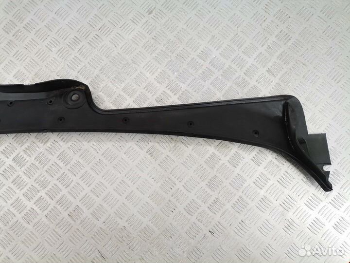 Дождевик (жабо) для BMW 5-Series (E60/E61)