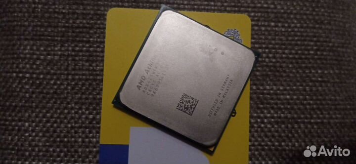 AMD Athlon II X3 425 Процессор