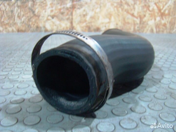 KIA Sportage 3 Патрубок интеркулера