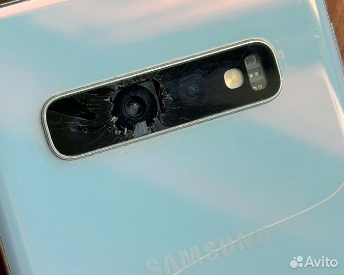 Samsung Galaxy S10, 6/128 ГБ