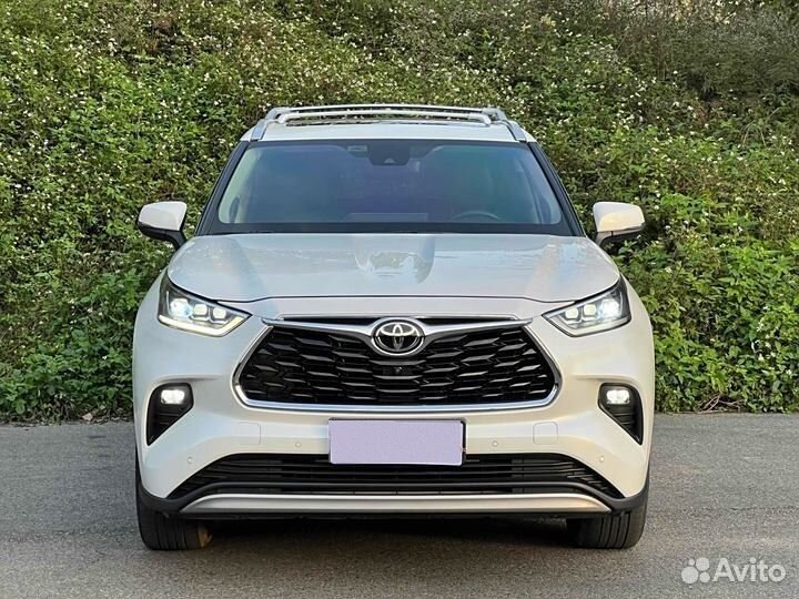 Toyota Highlander 2.0 AT, 2022, 39 000 км
