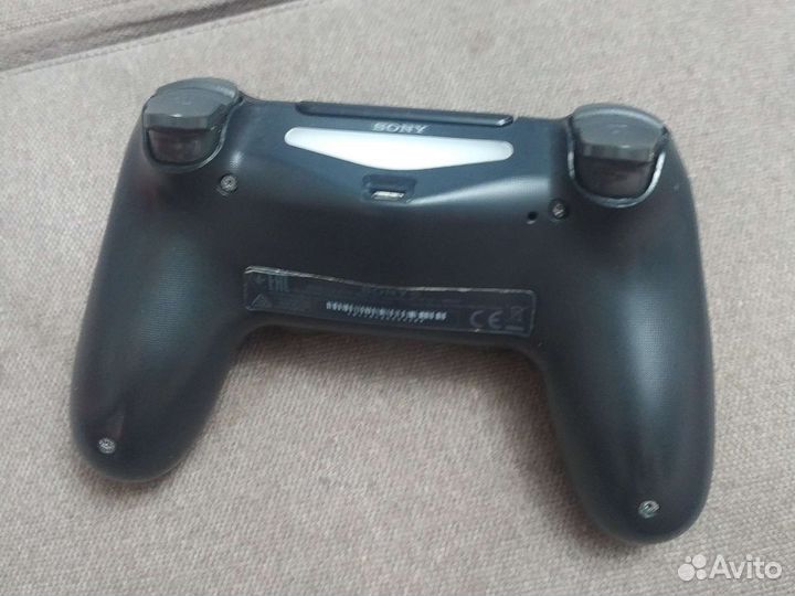 Джостик Sony PS4 на запчасти