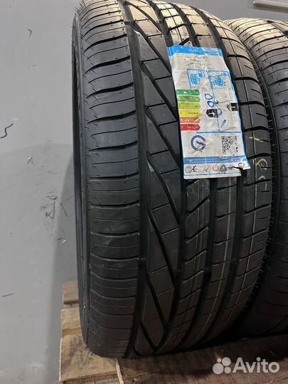 Goodyear Excellence 245/45 R19 и 275/40 R19 98Y