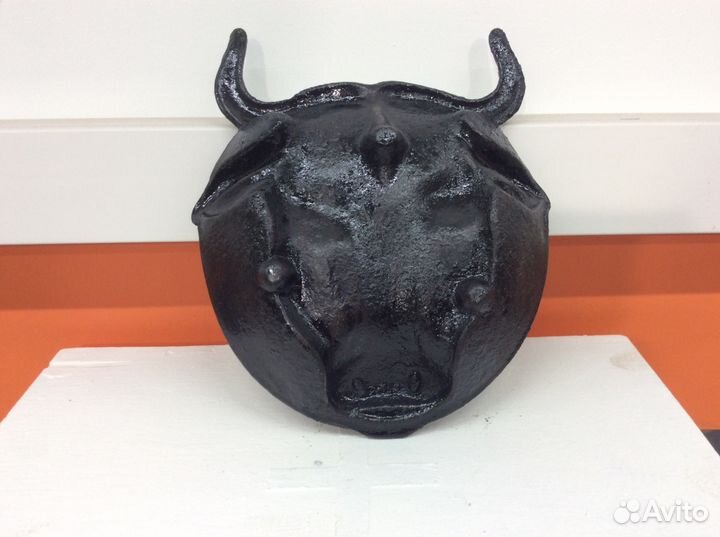 Чугунные изделия- пепельница Бык, Дед и репка счлз