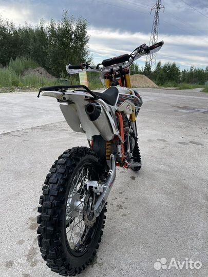 RegulMoto Athlete 250 172FMM