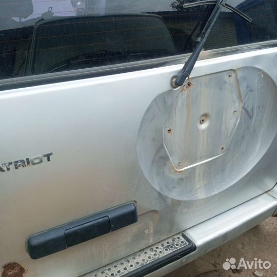 Задняя дверь багажника УАЗ патриот